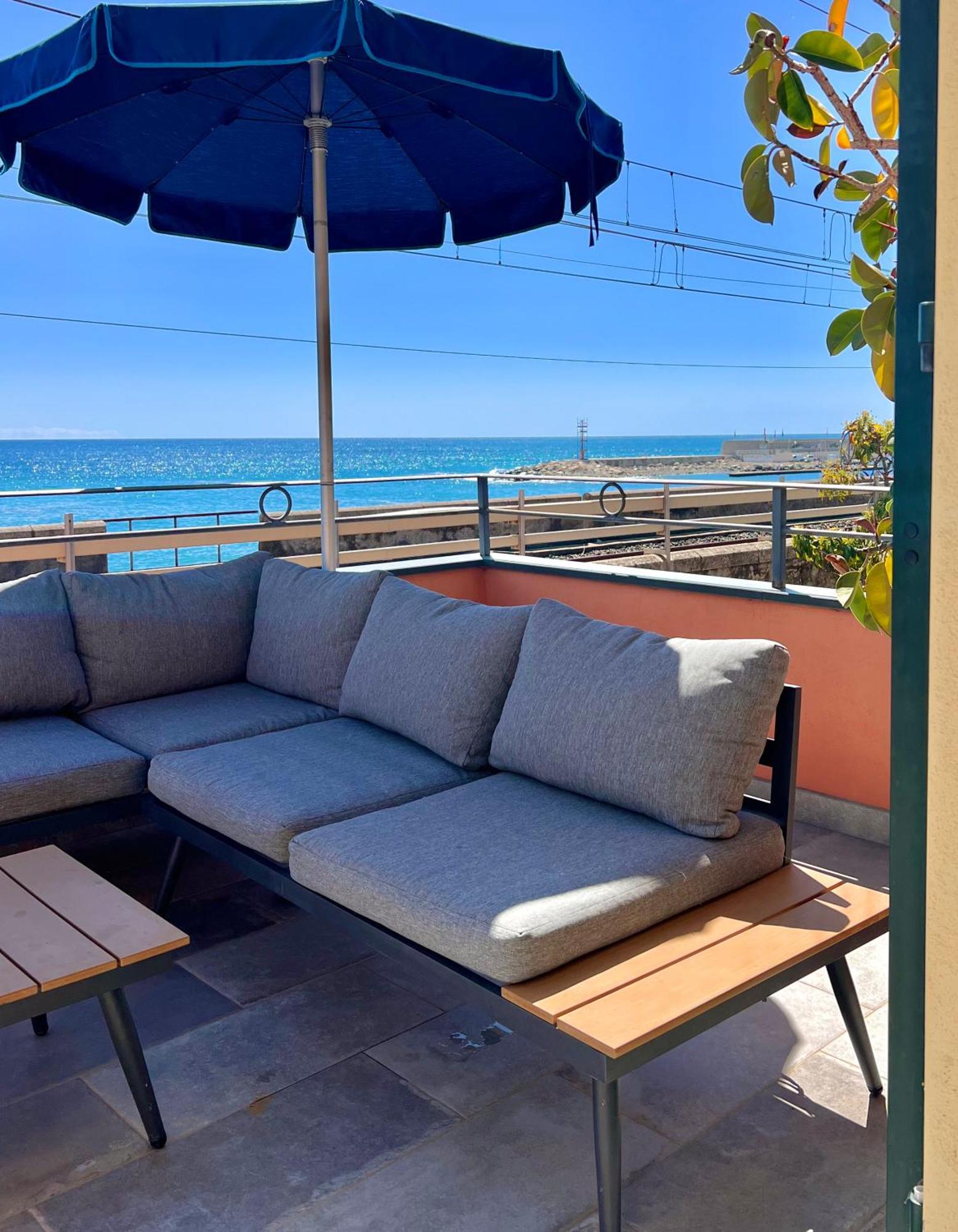 ボルディゲーラ Acqua Di Mare Bed & Breakfast エクステリア 写真